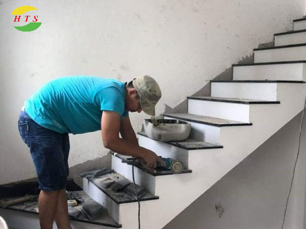 thi công đá cầu thang